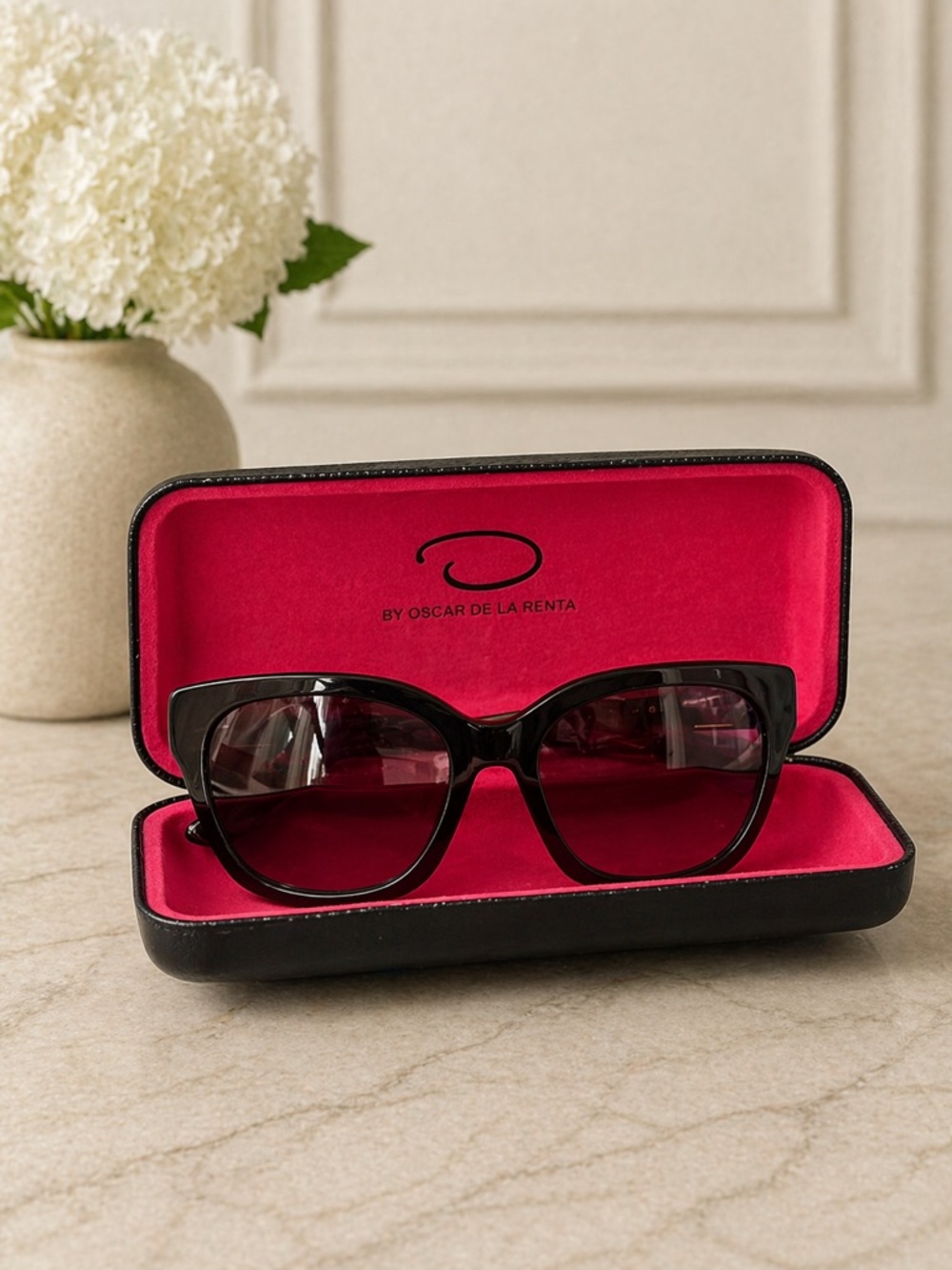 Oscar de la Renta Sunglasses 53mm NWT